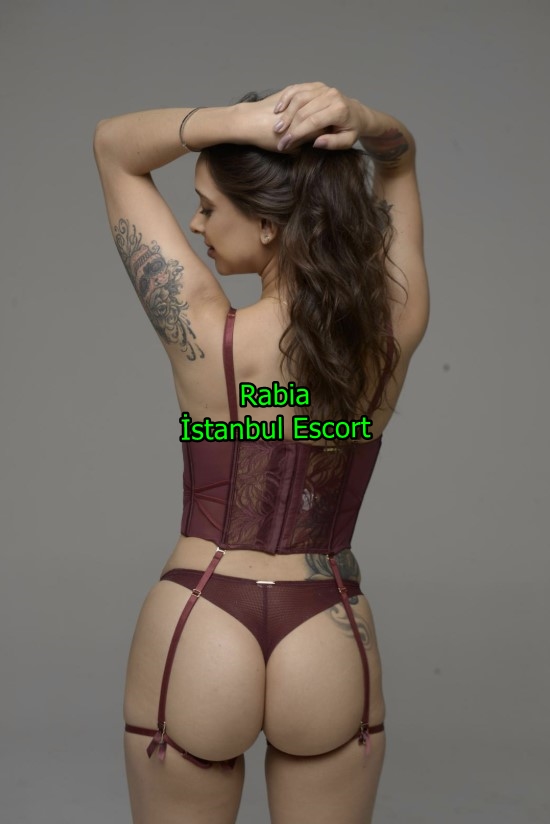 istanbulescortrabia-3 İstanbul Escort Rabia Bacak Omuza Pozisyonuna Bayılırım